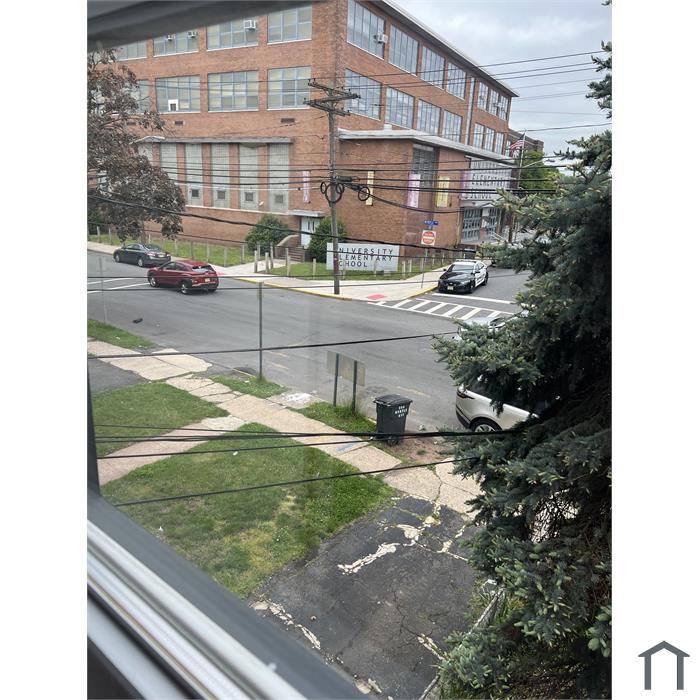 134 S 9th St